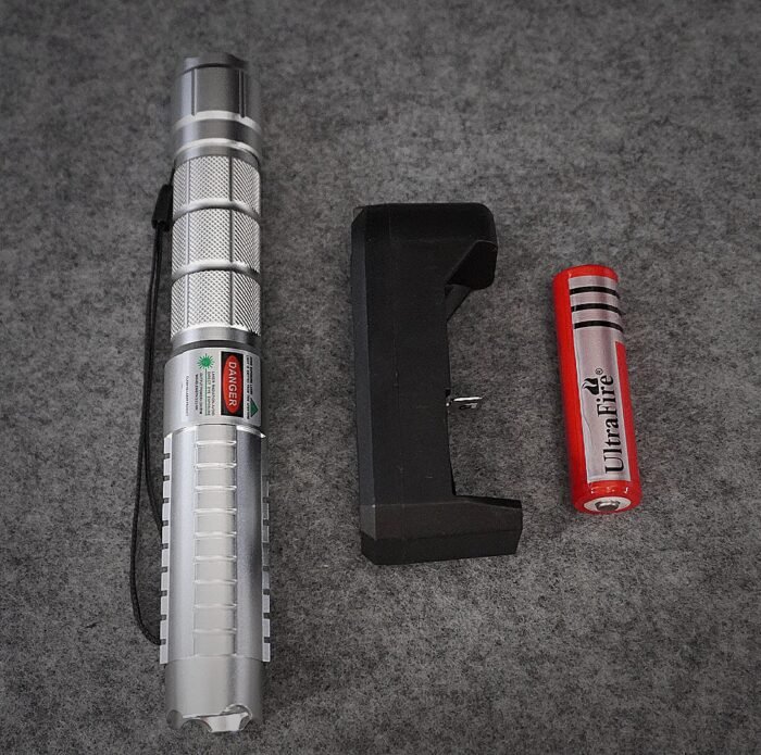 NovaCut 50000mW Burning Green Laser Pointer High Powered Class 4 Laser - Image 4