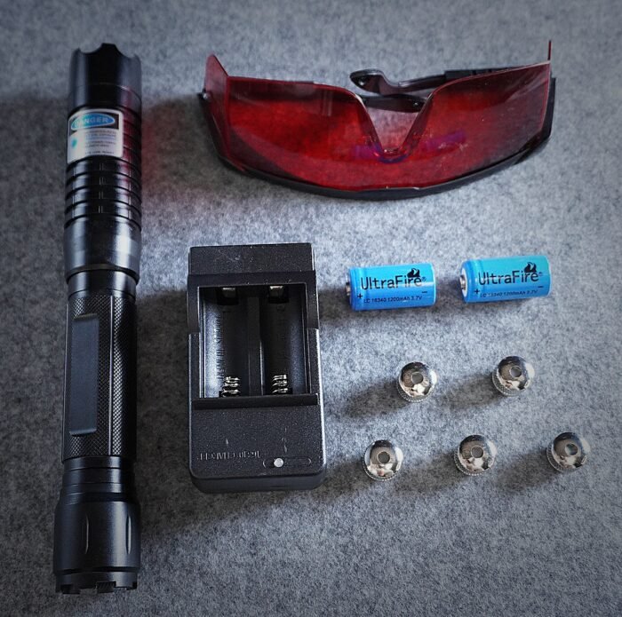 SpectraMax Burning Laser Pointer 50000mW Most Powerful Green Laser - Image 3